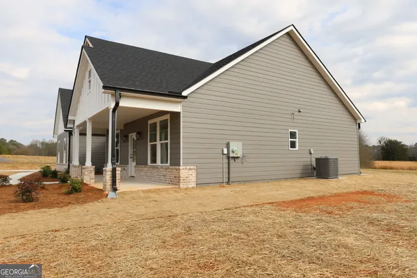 $424,999 | 1205 Rocky Creek Road, Hampton, GA 30228