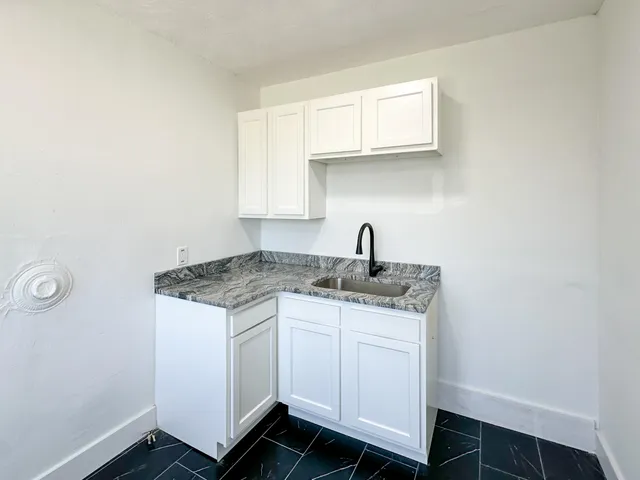 $900,000 | 3737 Scovel Place, Detroit, MI 48208