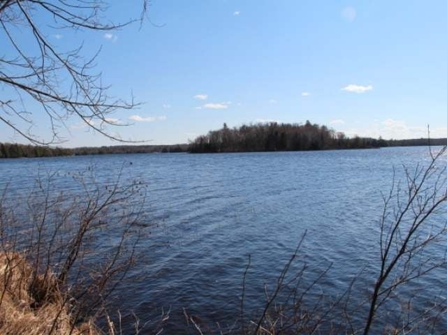 On On Bay Road Hurley, WI 54534 - Photo 4 of 14 Gallery Image 4