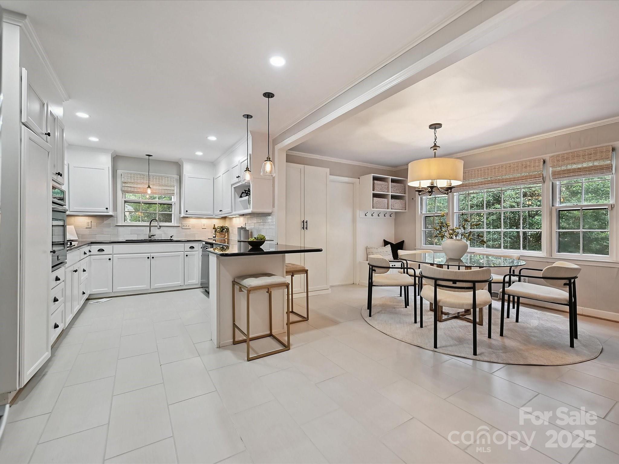 4008 Sulkirk Road Charlotte, NC 28210 - Photo 11 of 33 Gallery Image 11