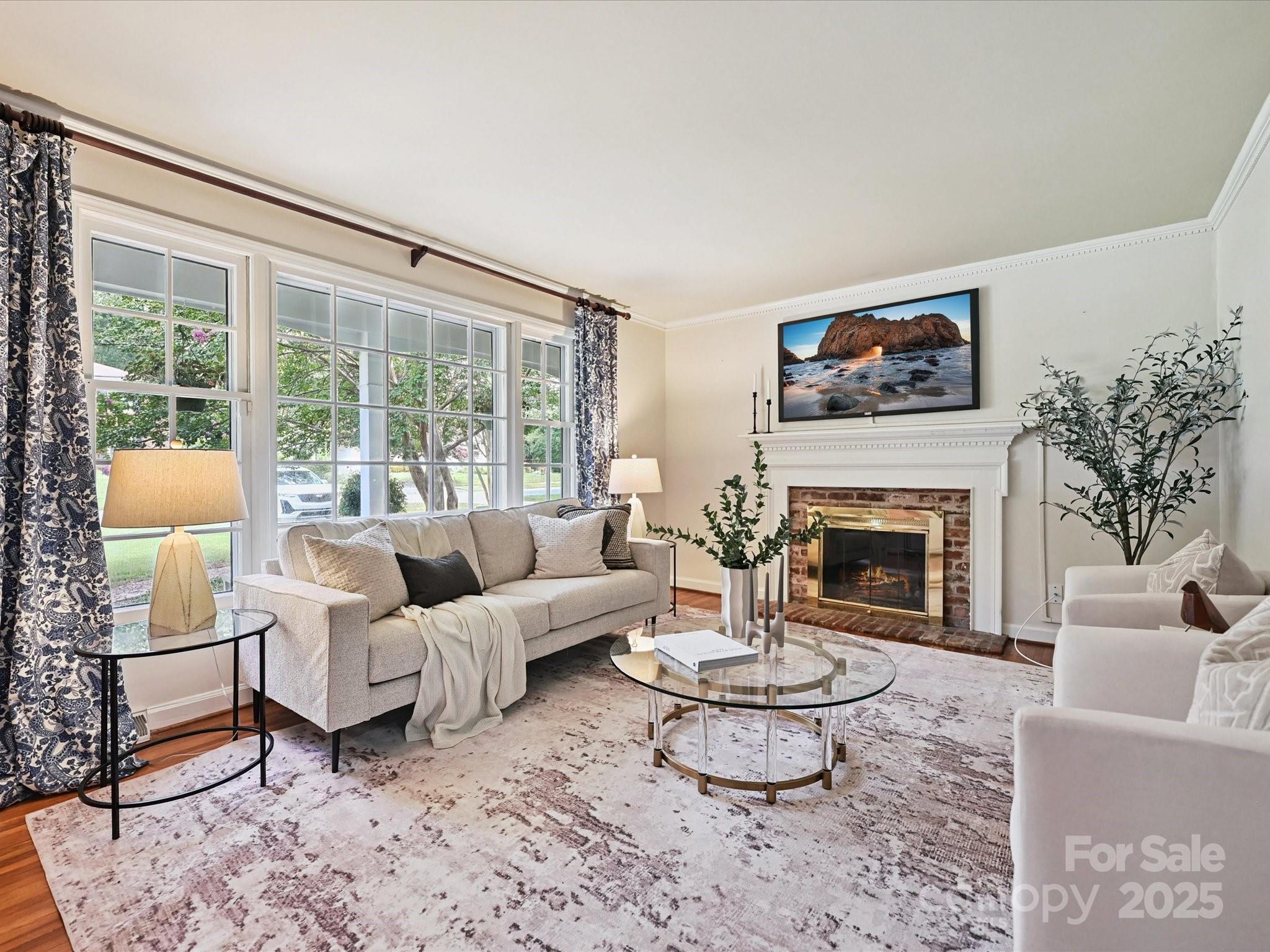 4008 Sulkirk Road Charlotte, NC 28210 - Photo 4 of 33 Gallery Image 4
