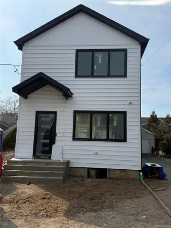 $1,199,000 | 3 South Street, Lawrence, NY 11559