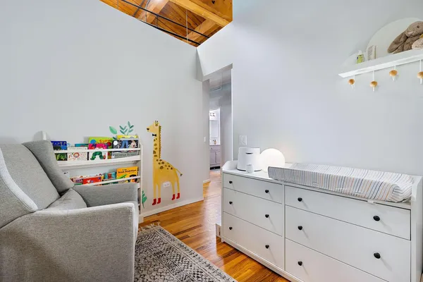 $3,200 | 2210 West Wabansia Avenue, Unit 202, Chicago, IL 60647