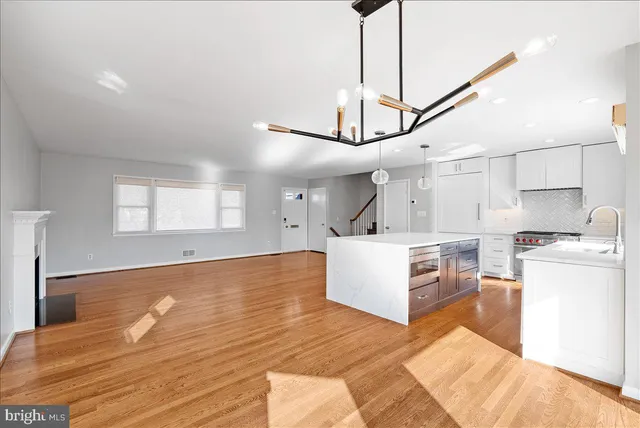 $4,950 | 7107 Tyndale Street, McLean, VA 22101