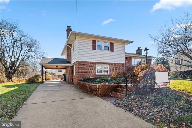 $4,950 | 7107 Tyndale Street, McLean, VA 22101