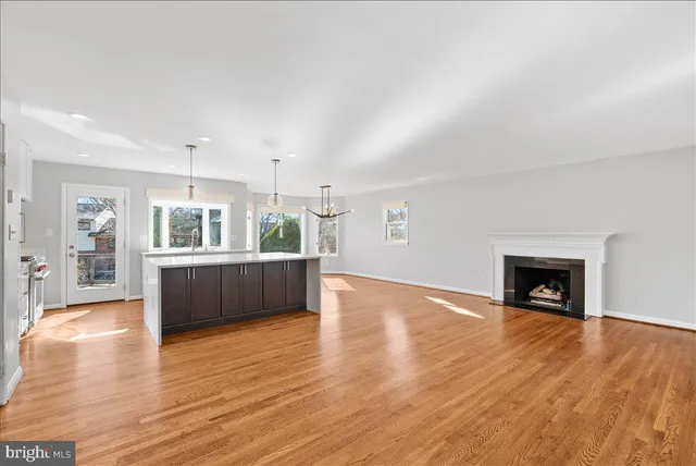 $4,950 | 7107 Tyndale Street, McLean, VA 22101