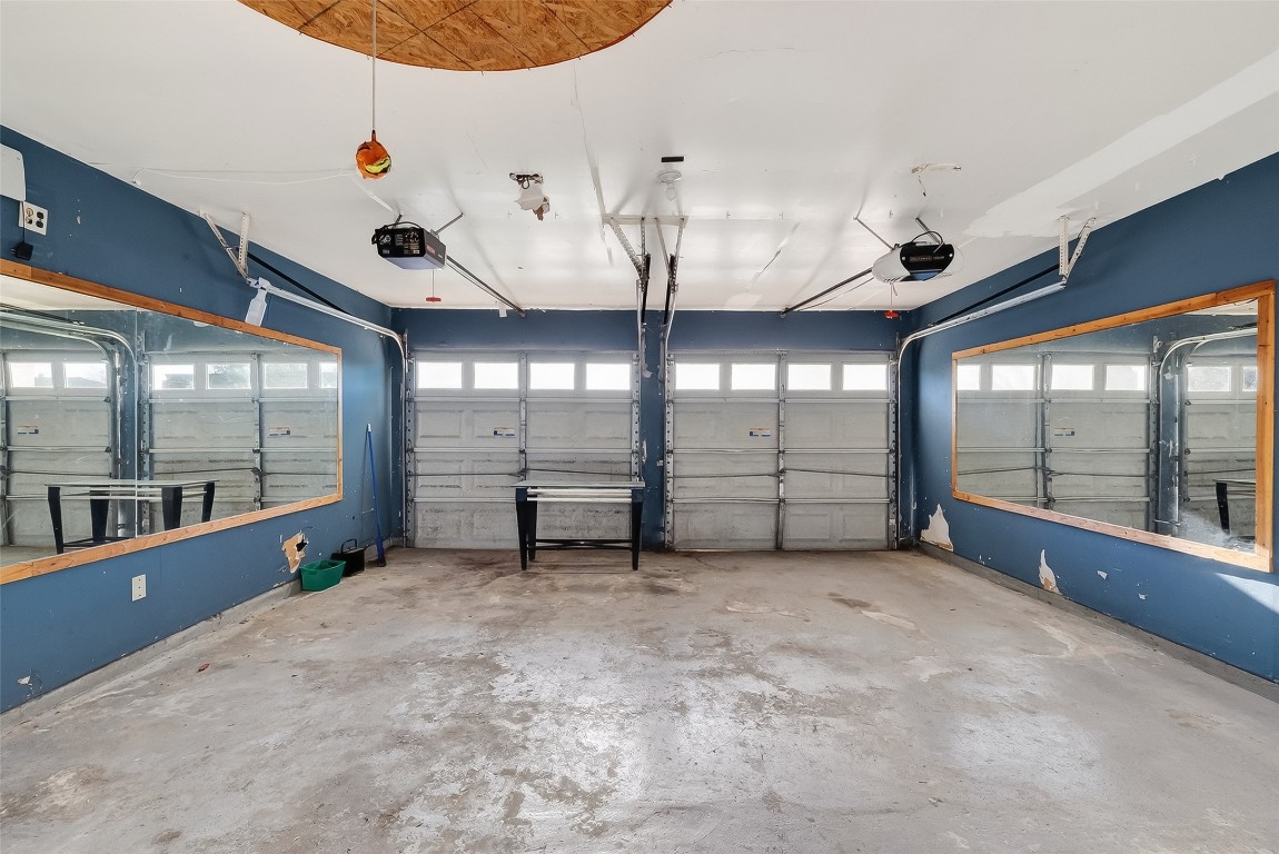 2410 Colonial Ridge Drive Friendswood, TX 77546 - Photo 31 of 37