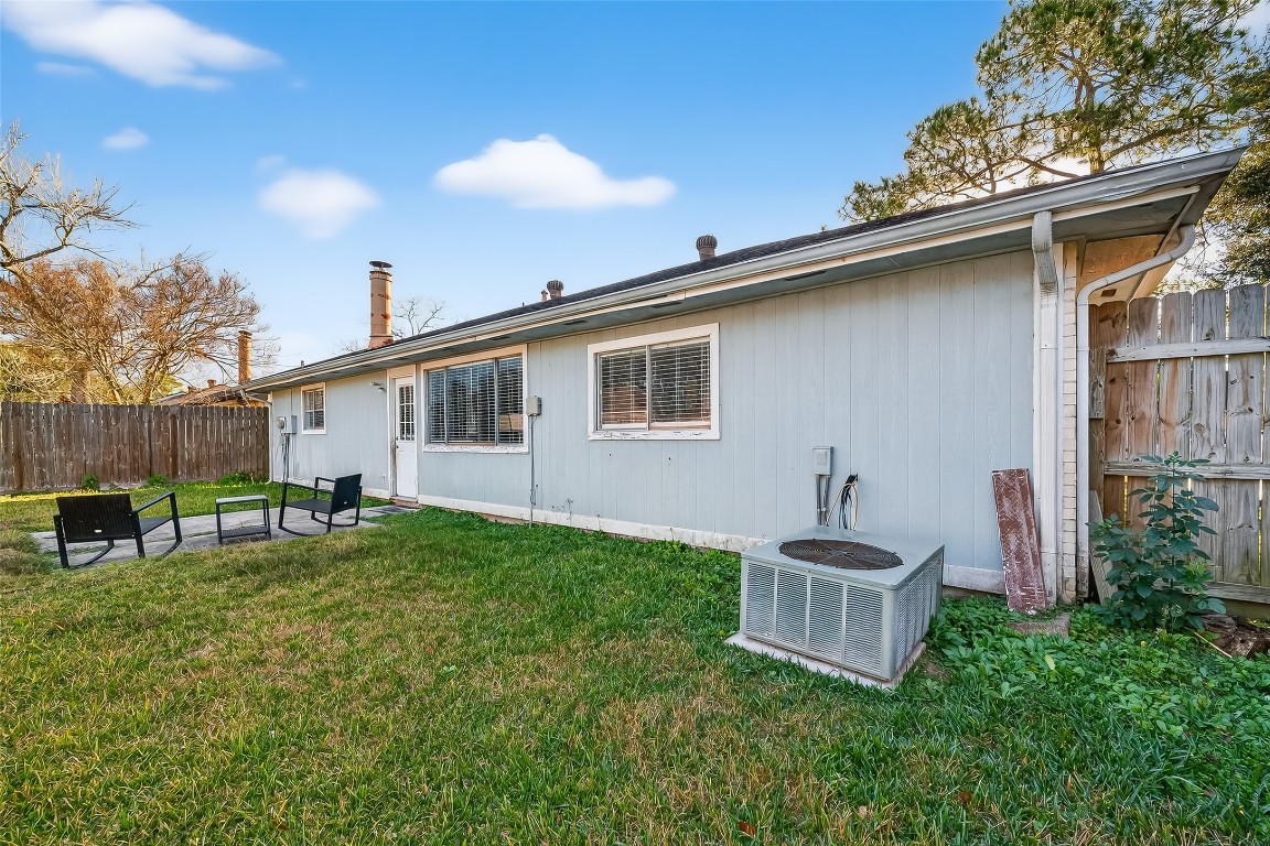 2410 Colonial Ridge Drive Friendswood, TX 77546 - Photo 37 of 37