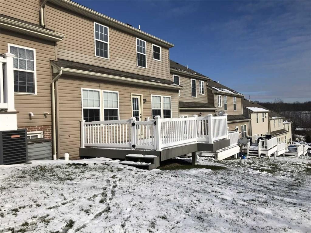 231 Maple Ridge Drive Canonsburg, PA 15317 - Photo 13 of 25 A few steps to the yard!