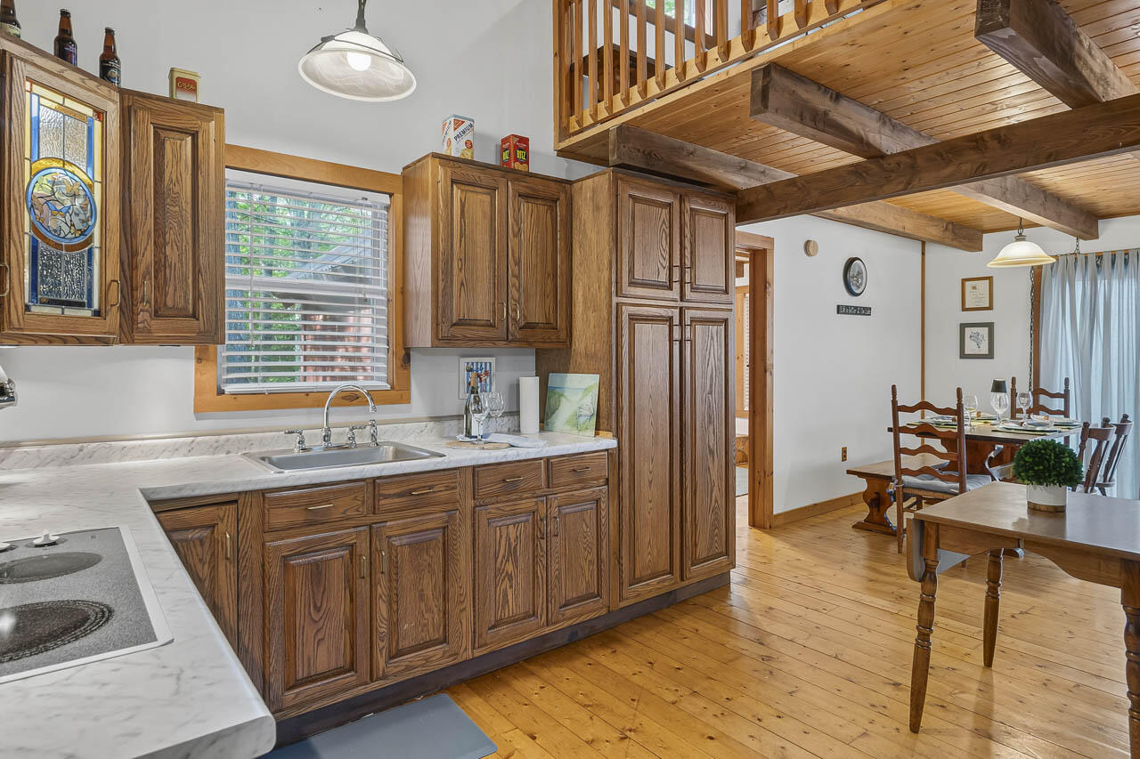 129 Ridge Road Frye Island, ME 04084 - Photo 14 of 67 129 Ridge Rd_0127