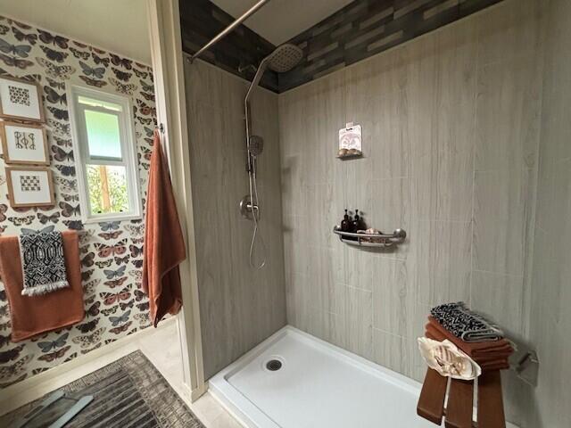 49305 Highway 74, Unit 109 Palm Desert, CA 92260 - Photo 22 of 52 a bathroom with a shower