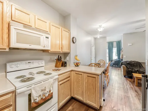 $330,000 | 3216 South Walden Court, Unit L, Aurora, CO 80013