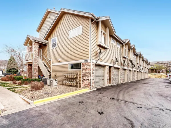 $330,000 | 3216 South Walden Court, Unit L, Aurora, CO 80013