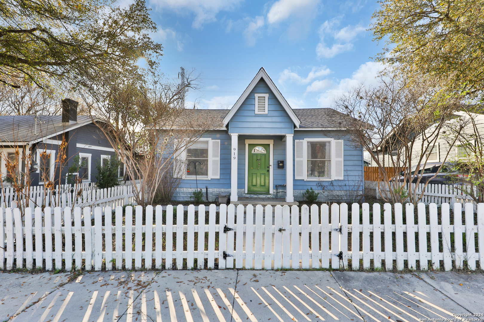 919 Ripley Avenue San Antonio, TX 78212 - Photo 1 of 1 a front view of a house with a garden