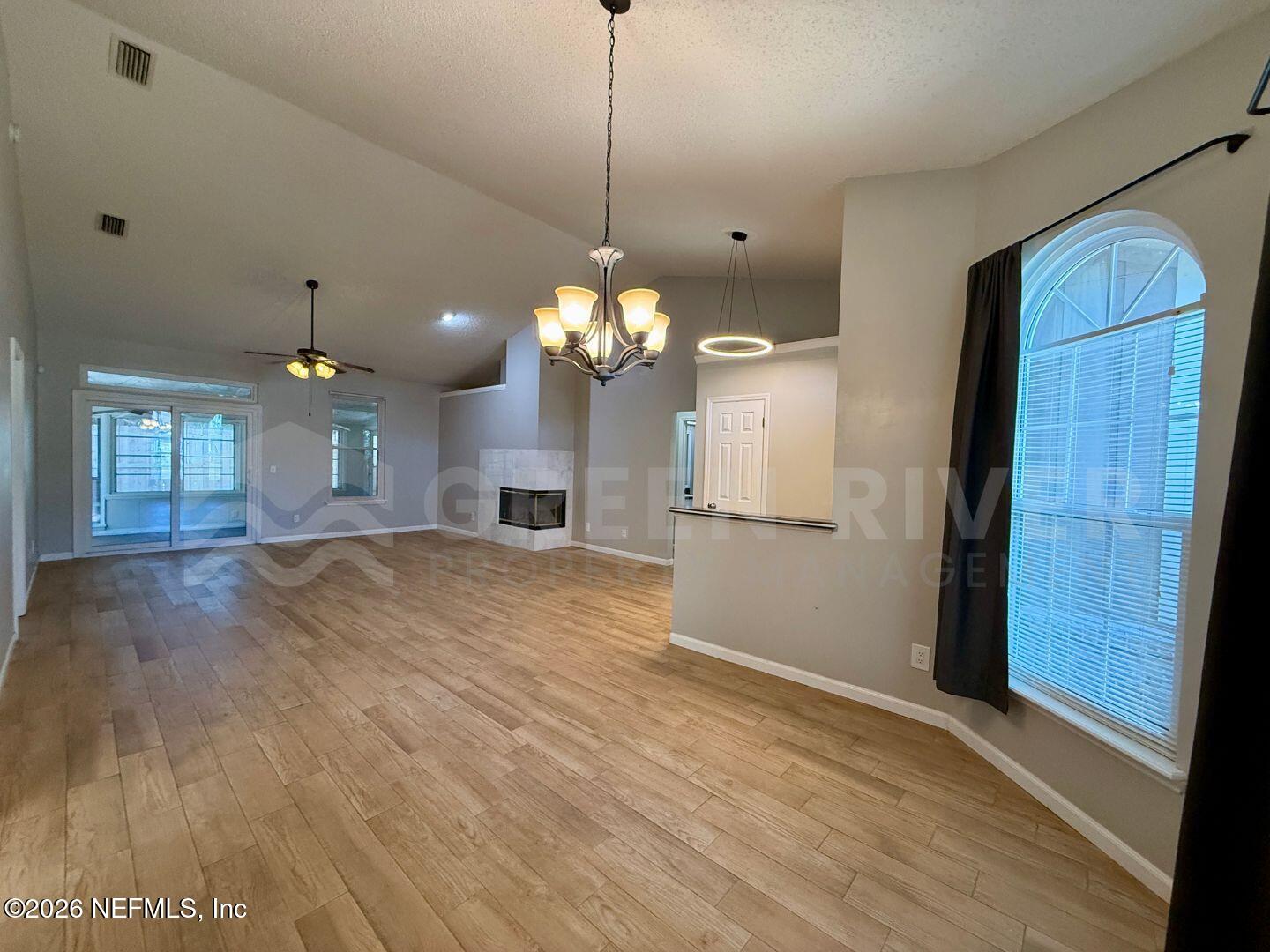 7642 Collins Ridge Boulevard Jacksonville, FL 32244 - Photo 5 of 33 U (100)