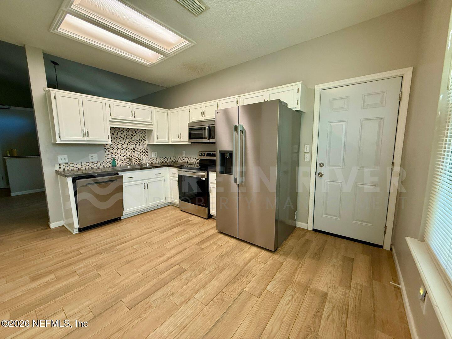 7642 Collins Ridge Boulevard Jacksonville, FL 32244 - Photo 9 of 33 U - 2026-04-15T140601.471