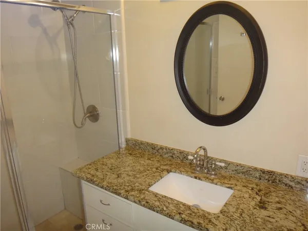 $975 | 800 South Palm Avenue, Unit A, Hemet, CA 92543