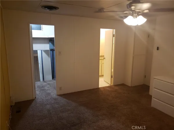 $975 | 800 South Palm Avenue, Unit A, Hemet, CA 92543
