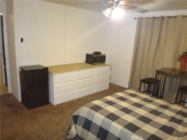 $975 | 800 South Palm Avenue, Unit A, Hemet, CA 92543