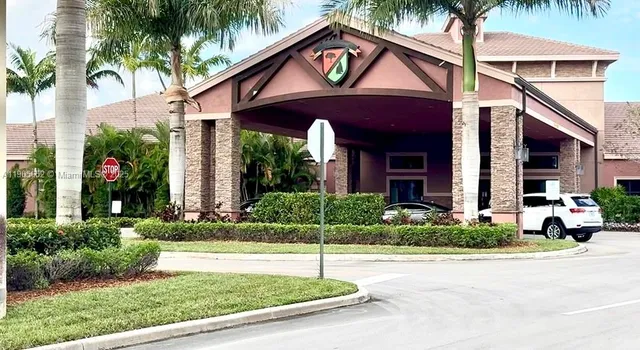 $988,000 | 7700 Northwest 84th Street, Fort Lauderdale, FL 33321