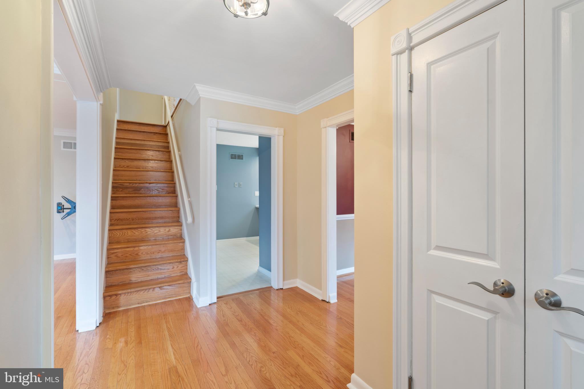 335 Ginger Road Huntingdon Valley, PA 19006 - Photo 4 of 35
