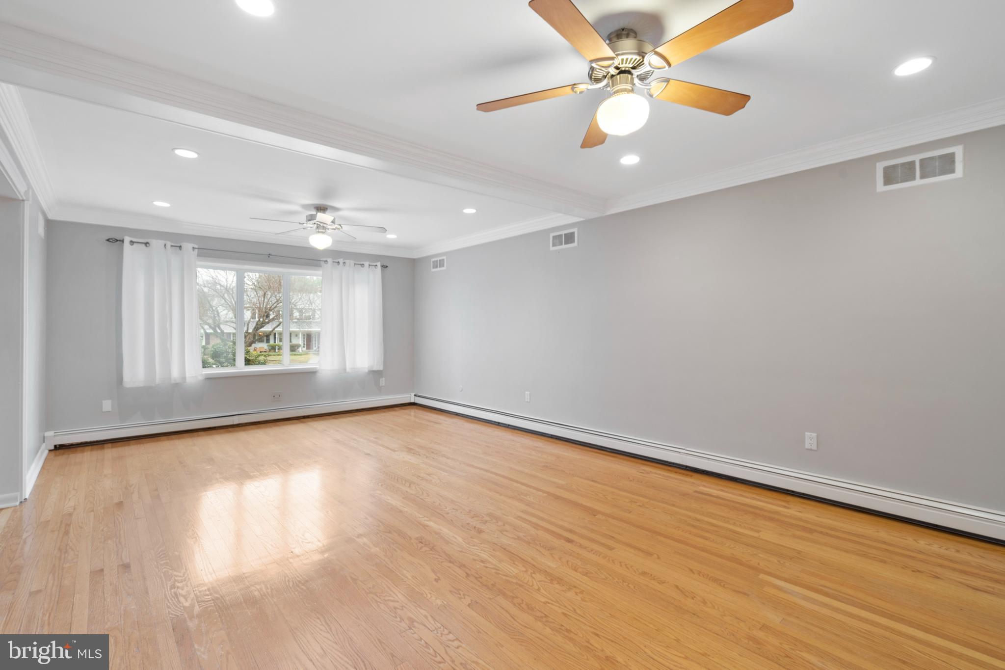 335 Ginger Road Huntingdon Valley, PA 19006 - Photo 5 of 35