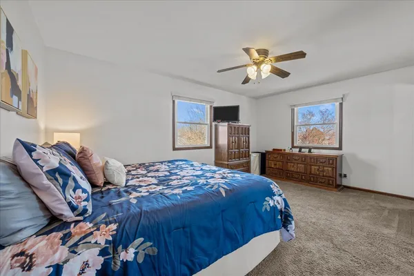 $439,000 | 2477 Cambridge Drive, Aurora, IL 60506
