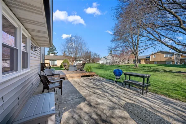 $439,000 | 2477 Cambridge Drive, Aurora, IL 60506