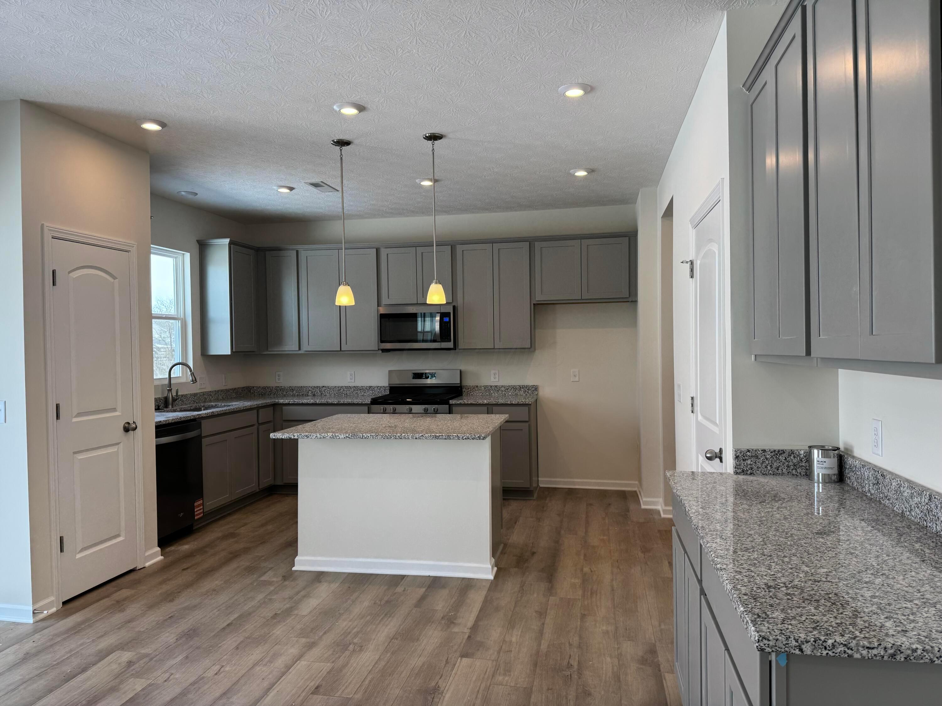 210 Reneau Avenue, Unit LOT 27 Galloway, OH 43119 - Photo 28 of 47 Eating Space / Kitchen