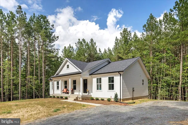 $556,900 | 23439 Valley Lane, Unionville, VA 22567