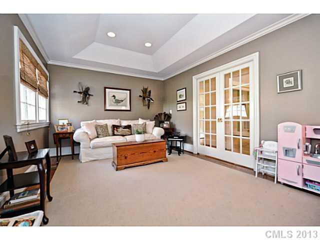 2628 Inverness Road Charlotte, NC 28209 - Photo 3 of 16 Gallery Image 3