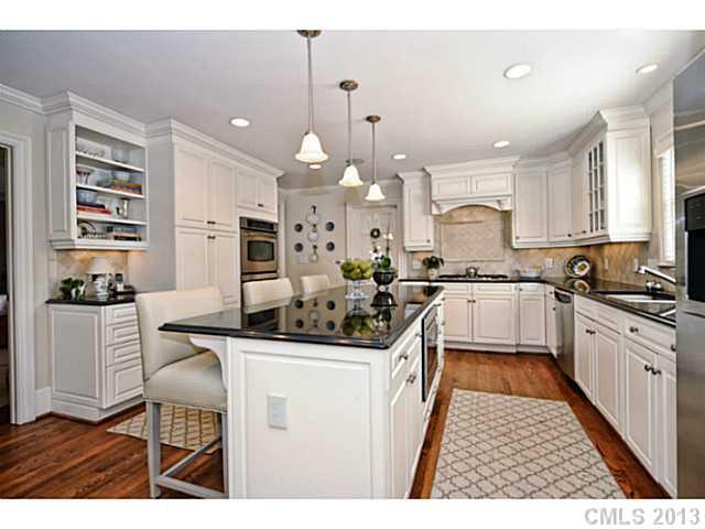 2628 Inverness Road Charlotte, NC 28209 - Photo 4 of 16 Gallery Image 4