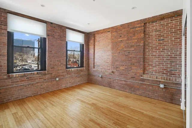 $3,500 | 61 New Jersey Railroad Avenue, Newark, NJ 07105