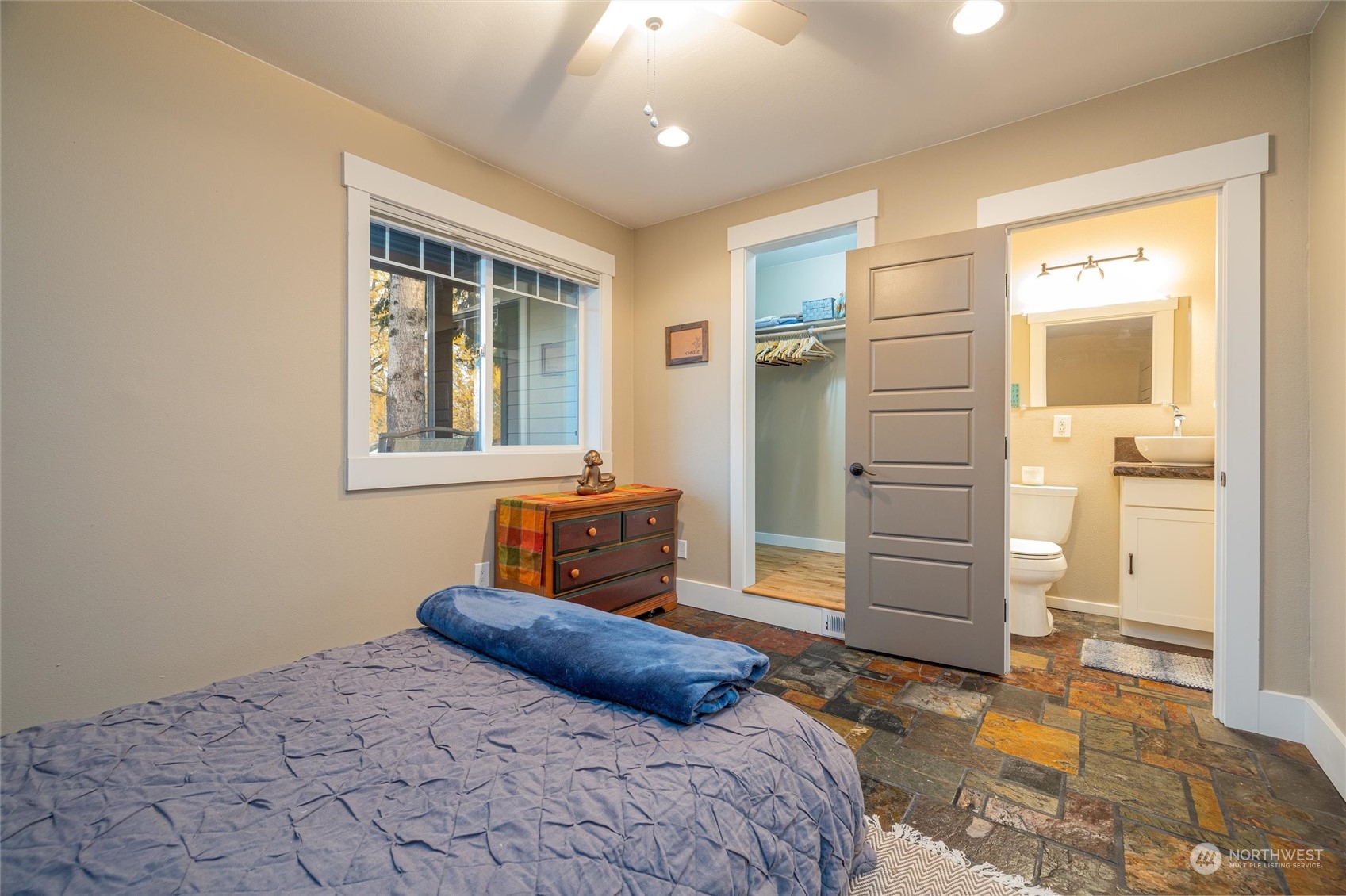 2918 McLeod Road Bellingham, WA 98225 - Photo 23 of 38 Gallery Image 23