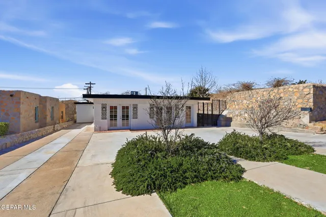 $389,000 | 3715 North Stanton Street, El Paso, TX 79902