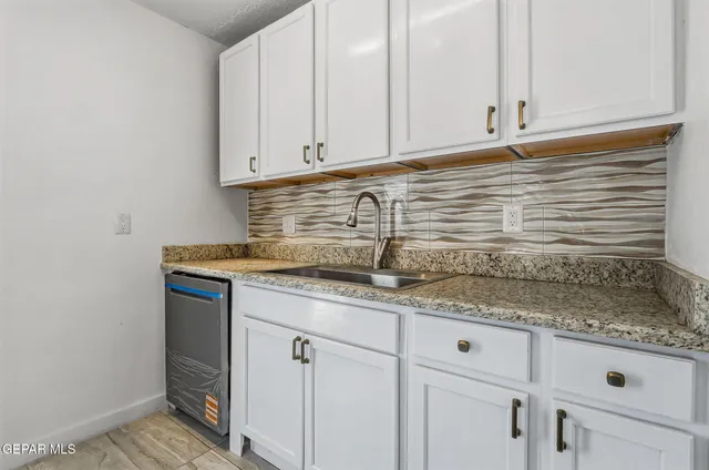 $389,000 | 3715 North Stanton Street, El Paso, TX 79902