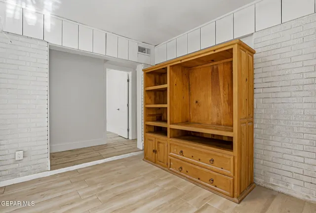 $389,000 | 3715 North Stanton Street, El Paso, TX 79902