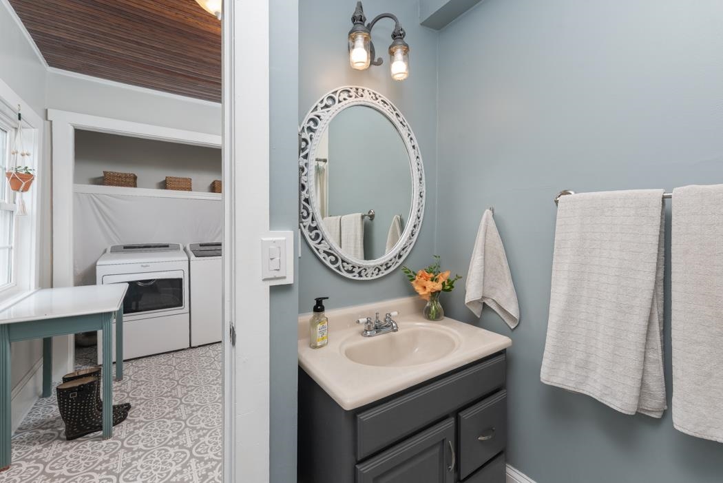 237 Berry Farm Road Verona, VA 24482 - Photo 29 of 73 Gallery Image 29