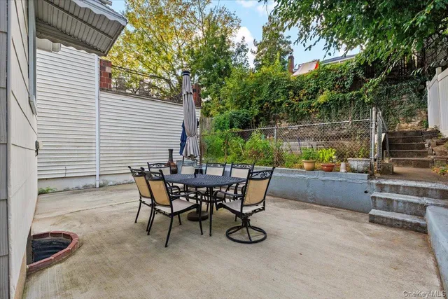 a view of a storage & utility room