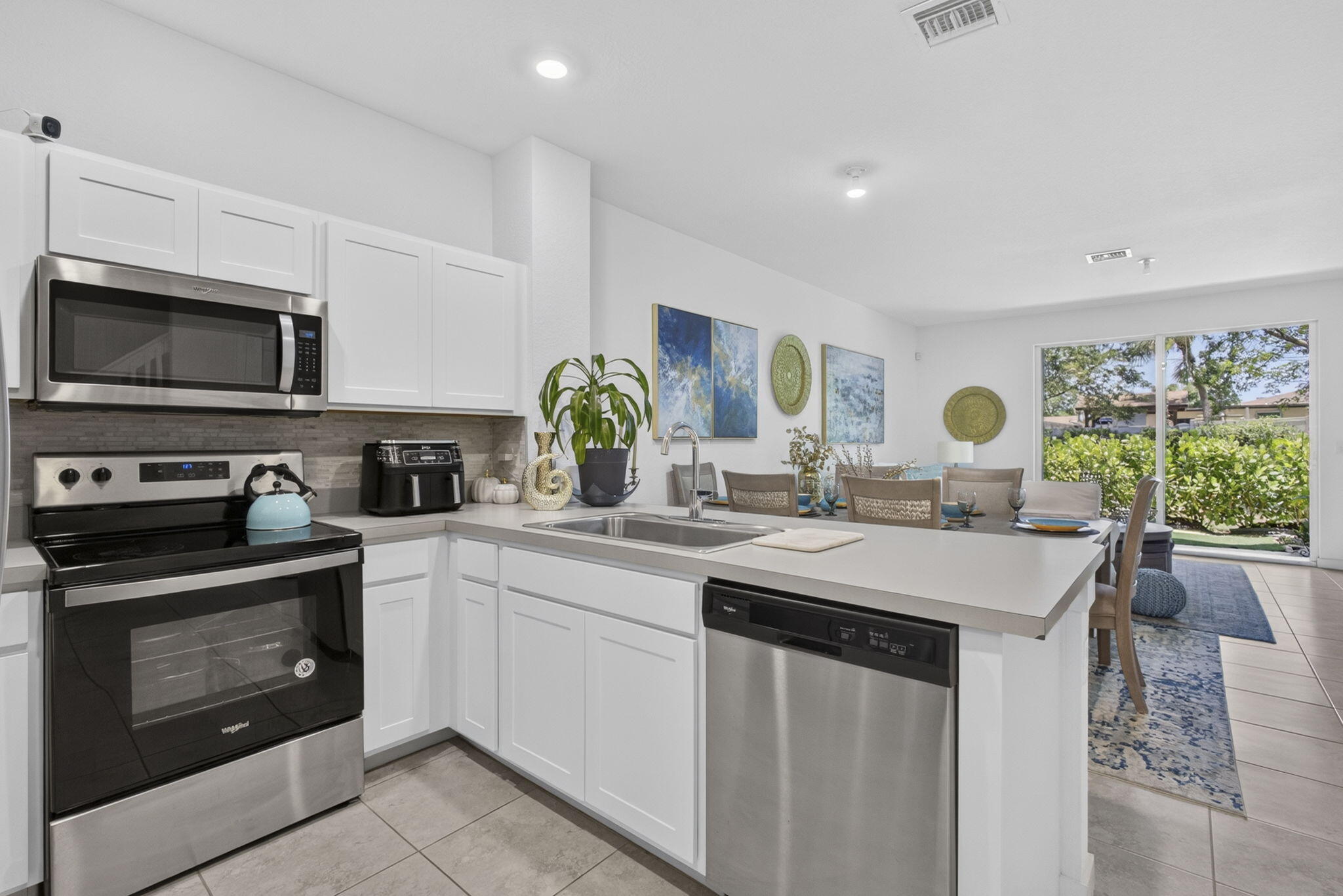 160 Bandol Street Riviera Beach, FL 33404 - Photo 16 of 63 17-web-or-mls-BS1A2014