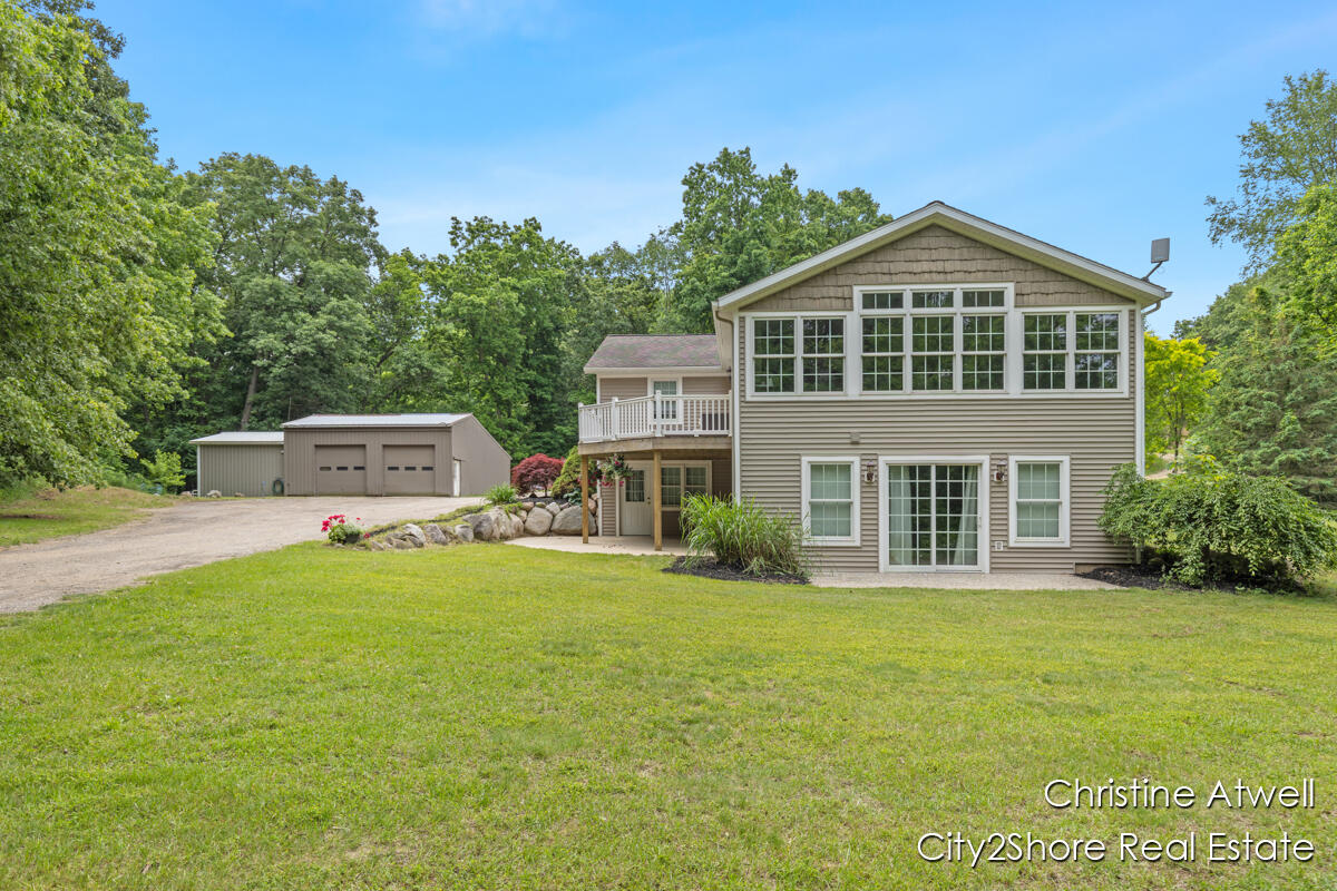 1495 Yeckley Road Hastings, MI 49058 - Photo 4 of 36 IMG_1000