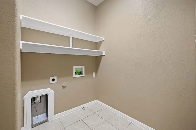 $395,000 | 309 Siltstone Way, Liberty Hill, TX 78642