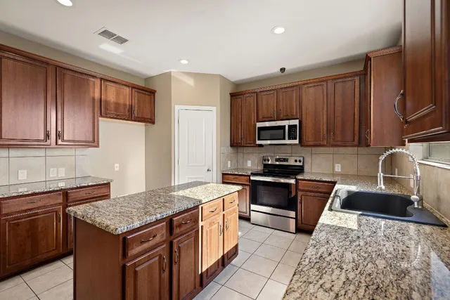 $395,000 | 309 Siltstone Way, Liberty Hill, TX 78642