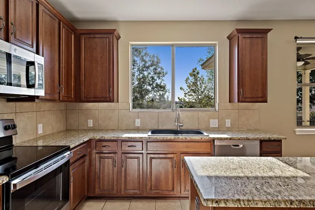 $395,000 | 309 Siltstone Way, Liberty Hill, TX 78642