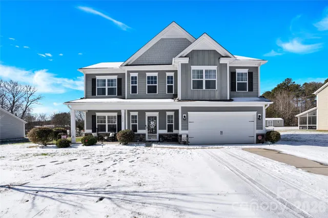 $465,000 | 152 Autumn Mist Road, Statesville, NC 28677