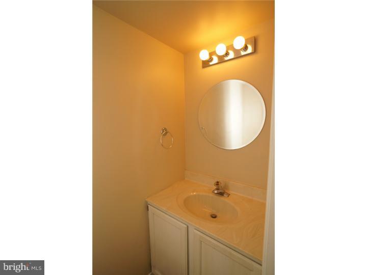 53 Flintlock Lane Wayne, PA 19087 - Photo 8 of 24 Gallery Image 8