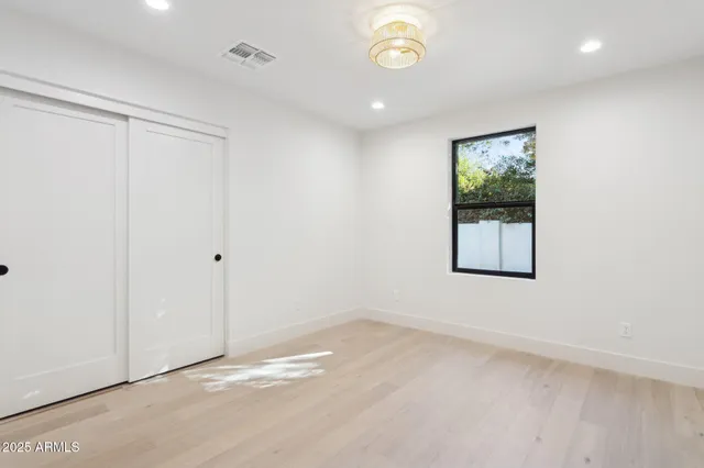 $2,850,000 | 4512 North 38th Street, Phoenix, AZ 85018