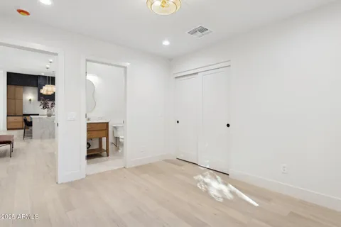 $2,850,000 | 4512 North 38th Street, Phoenix, AZ 85018