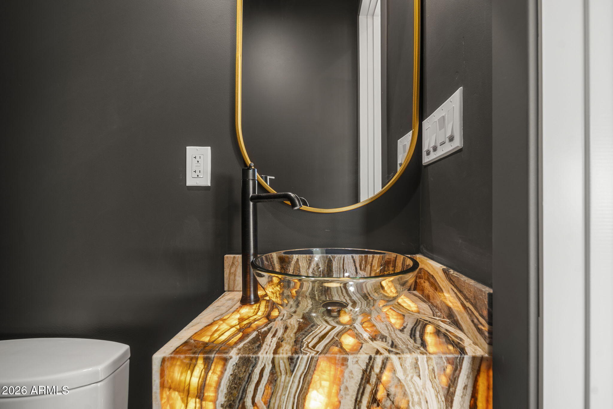 4512 North 38th Street Phoenix, AZ 85018 - Photo 30 of 35 Powder Room