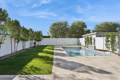 $2,850,000 | 4512 North 38th Street, Phoenix, AZ 85018